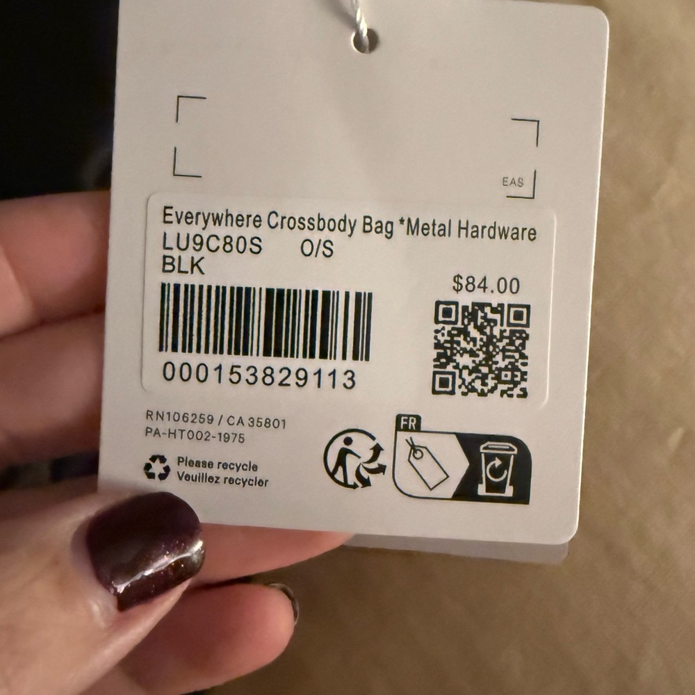 Lululemon Athletica Everywhere Crossbody Bag BNWT - Picture 4 of 4